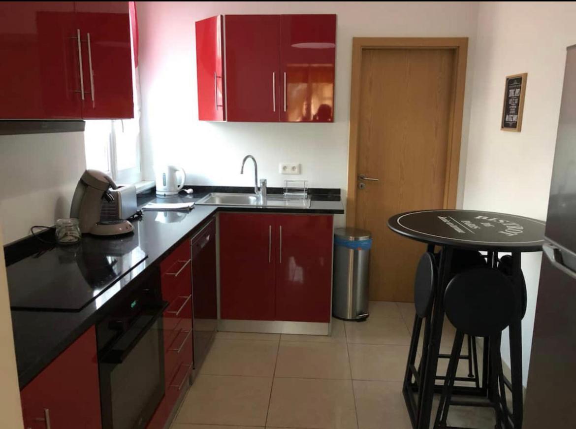 Grand Logement A 300 Metres De La Gare Mantes-la-Jolie Ngoại thất bức ảnh